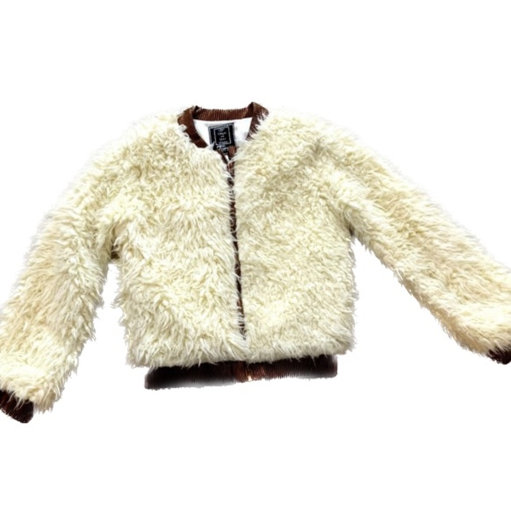 Tyess Fluffy Jacket